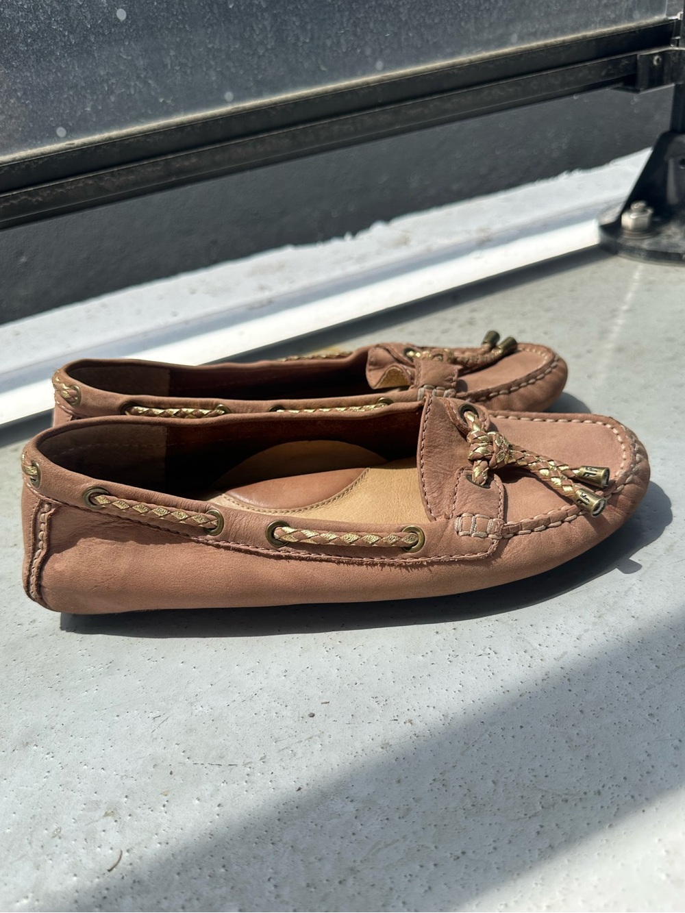 Frye Women's Tan Leather Moccasin Loafers